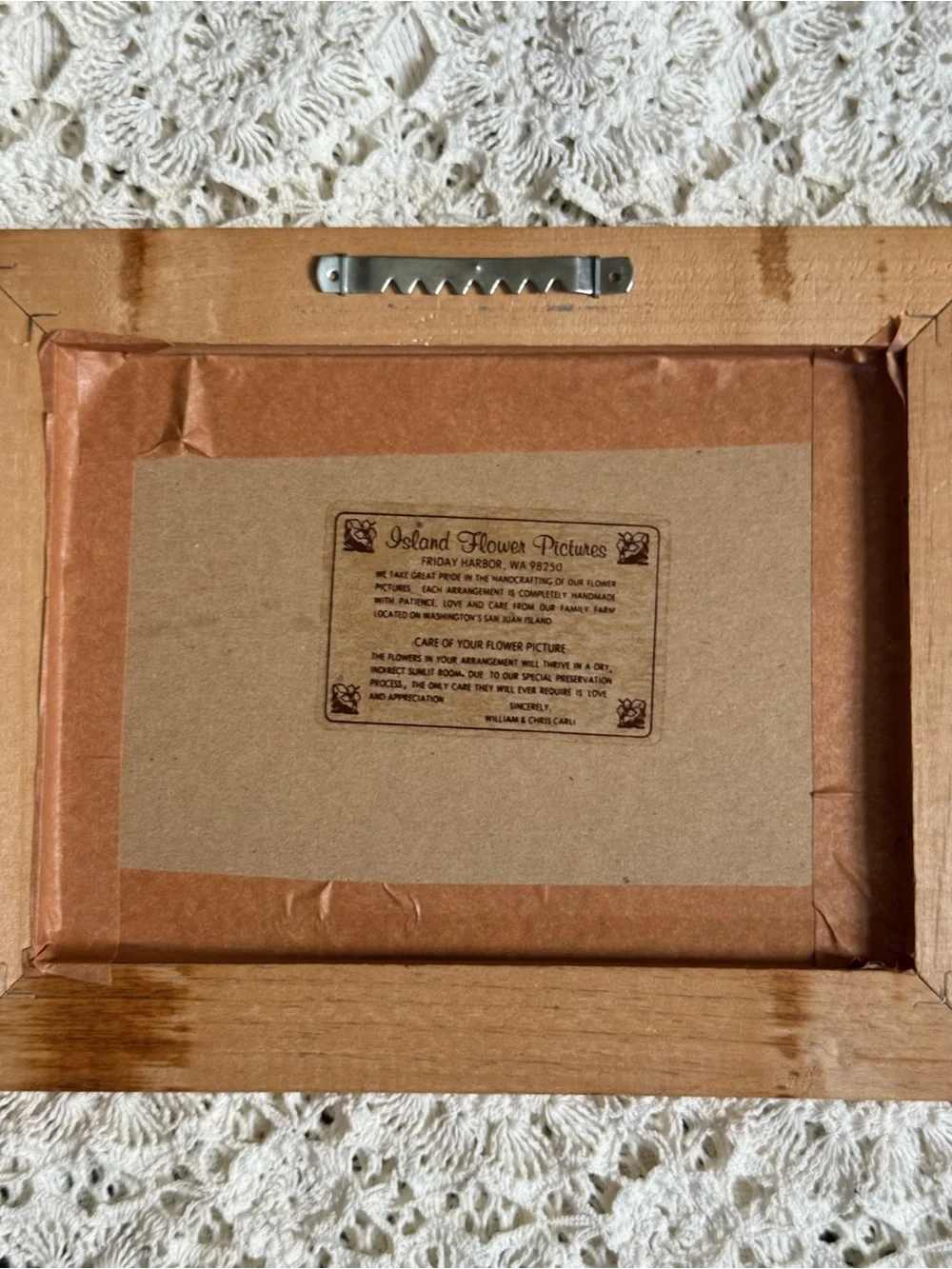 Vintage Welcome Wall Art in Brown and Cream